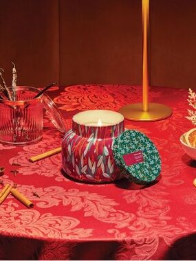 NWT Capri Blue Tinsel & Spice Holiday Pattern Signature Candle 19oz